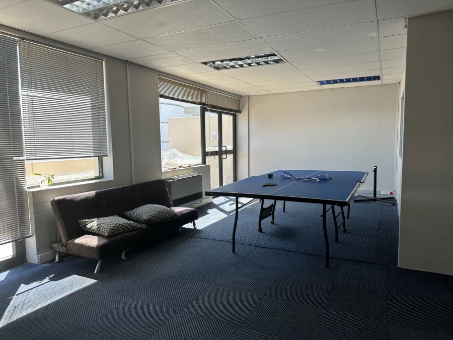 To Let commercial Property for Rent in Sea Point Western Cape